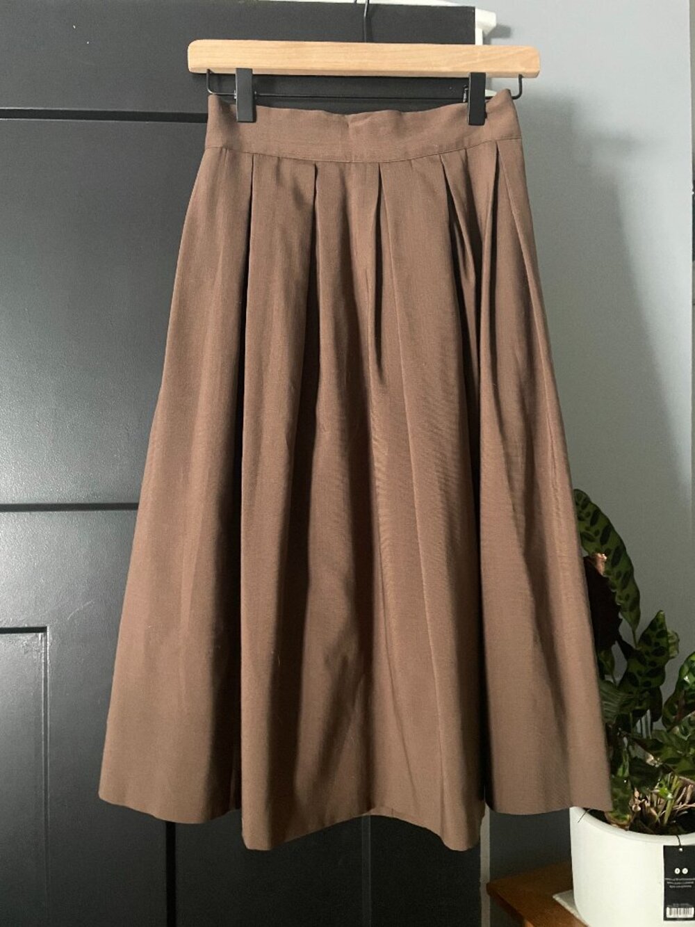 Vintage Brown Pleated A-line Midi Skirt, XS